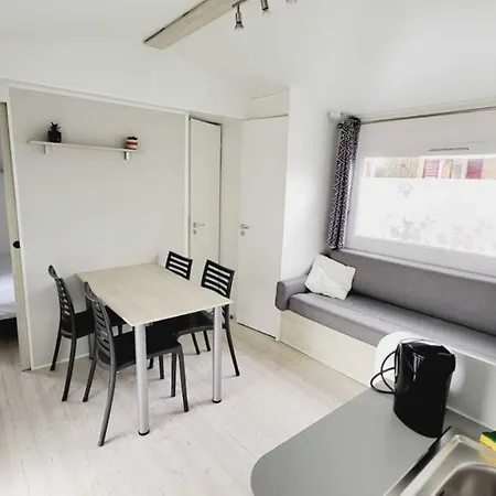 Holiday home Monoi - Camping Du Bois Masson